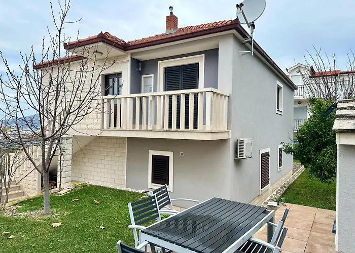 Apartments Mia, October-March, 80 Eur Per Night, Minimum 14 Nights